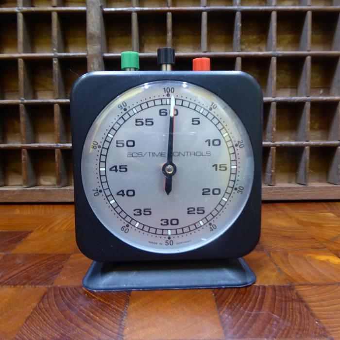 VINTAGE LABORATORY TIMER - Mark Denver